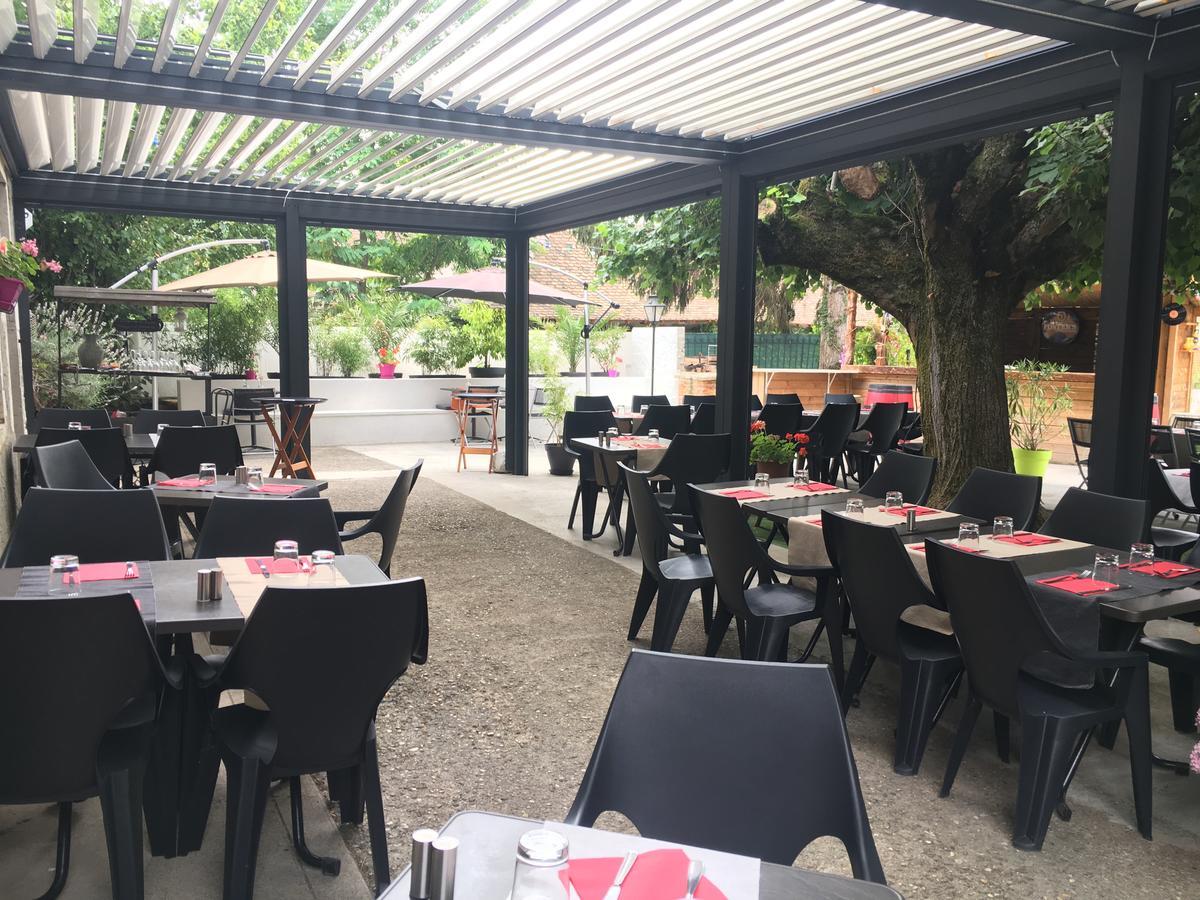 מלון Les Avenières Le Relais Des Vieilles Postes מראה חיצוני תמונה