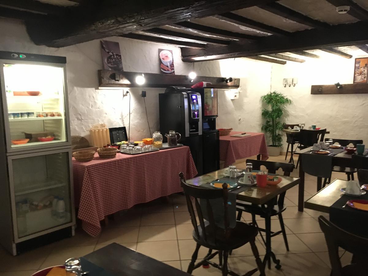 מלון Les Avenières Le Relais Des Vieilles Postes מראה חיצוני תמונה