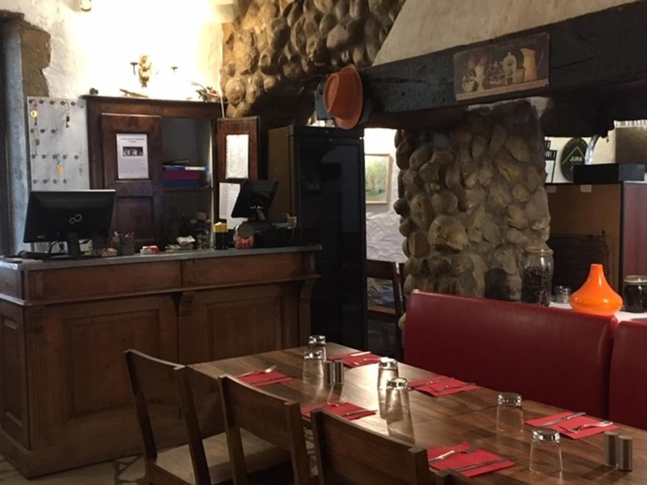 מלון Les Avenières Le Relais Des Vieilles Postes מראה חיצוני תמונה
