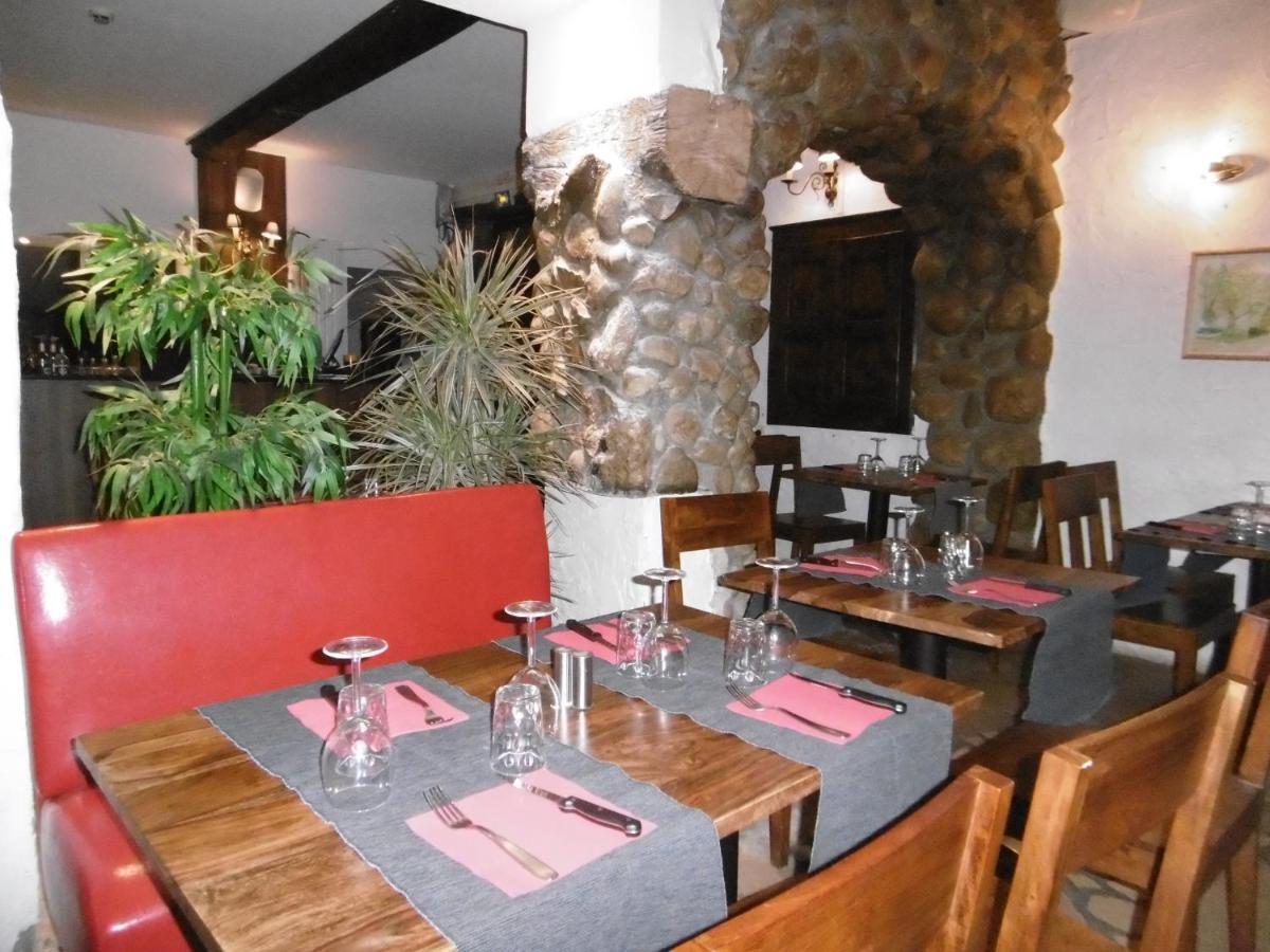 מלון Les Avenières Le Relais Des Vieilles Postes מראה חיצוני תמונה